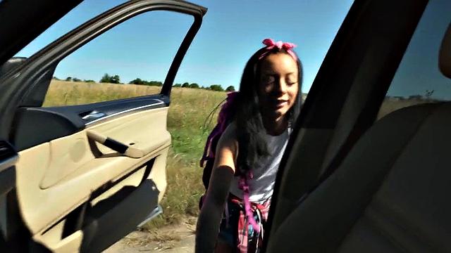 Picked up babe POV public fucked outdoors in car for cash