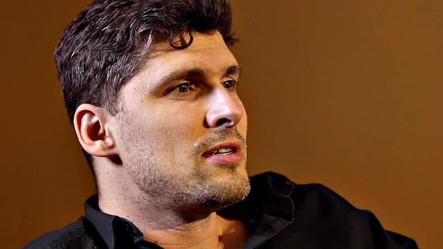 Cocksucking babe in stockings fucked by her BF