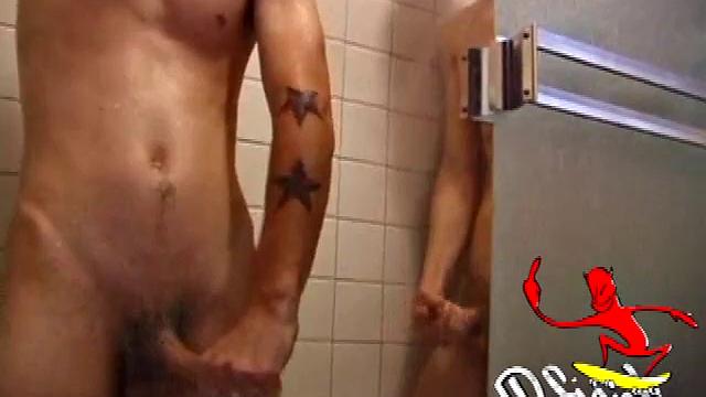 Straight Boys Dan and Jayden get back from an afternoon of skateboarding and decide to shower together. They strip down and step into the tub.