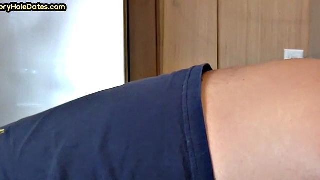 Amateur DILF fucked in closeup private video