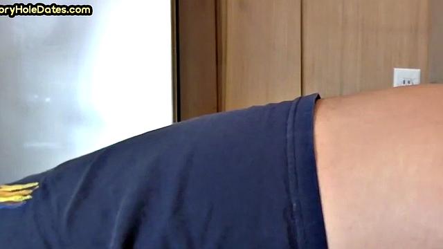 Amateur DILF fucked in closeup private video