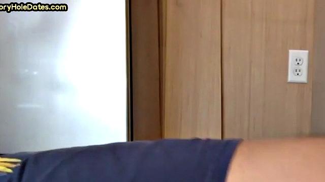 Amateur DILF fucked in closeup private video