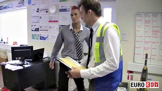 Labour Contractors Fuck In The Office Kitchen - Jamie West &amp;amp;amp; Nick Hill