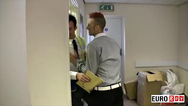 Labour Contractors Fuck In The Office Kitchen - Jamie West &amp;amp;amp; Nick Hill