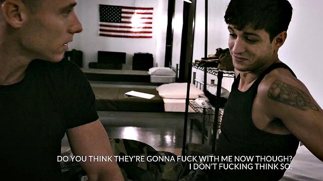 бравый солдат учит сводного брата армейскому уставу по-взрослому