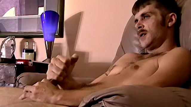 Str8 Swift Loves To Get Sucked - Swift