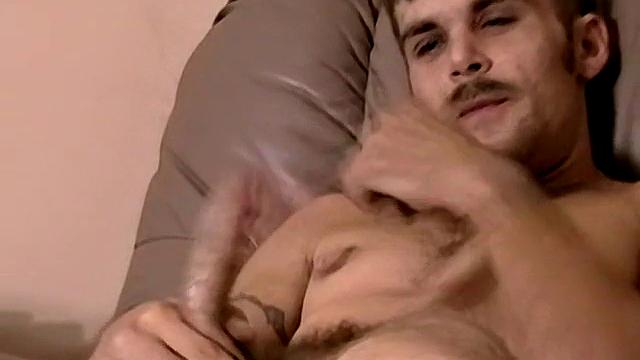 Str8 Swift Loves To Get Sucked - Swift