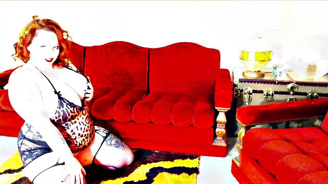 Greta Grindhouse: Photoshoot Fever