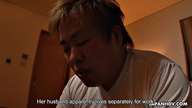 Lonely wife often amuses herself online