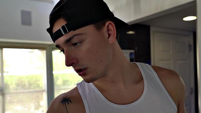 Public gym sex with straight jock