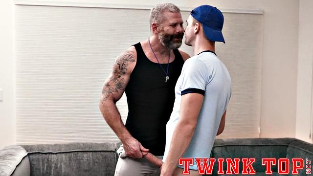 COLE BLUE Chapter 8 - High Training