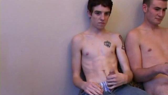 These three horny guys hook up for a hot threesome. They each get a taste of the other's dick, and Rick Waters ends up getting spit roasted by Mason Nite and Gunner Raines. Gunner is the first to blow.