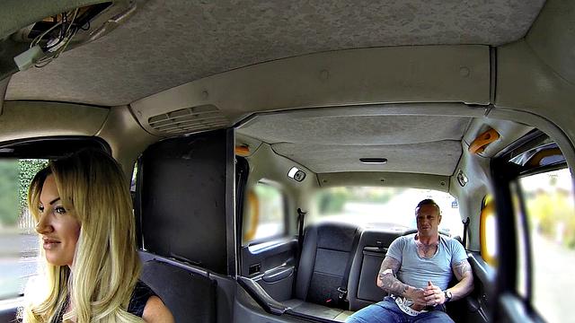 Driver Takes a Facial for a Fare