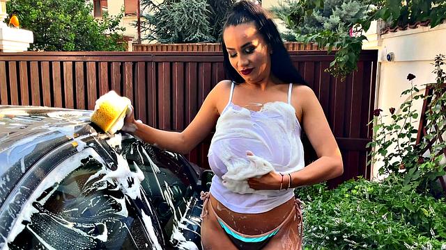 Helen Star: Workin' at the Wash