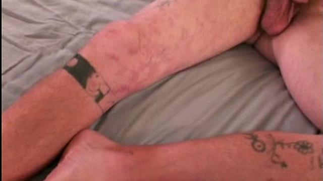 Here is another cute little leprechaun, who is a good friend and running mate to Waymon. He lives very close to my apartment in Atlanta and has wanted to do this for some time.