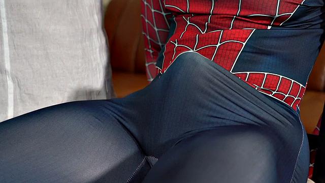 Real therapist assfucking bottom in spiderman costume