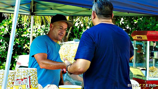 The Big O Orange Stand