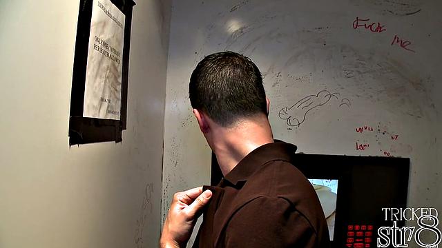 Gloryhole straight guy gets cocksucked