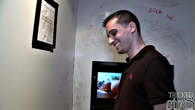 Gloryhole straight guy gets cocksucked