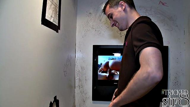 Gloryhole straight guy gets cocksucked