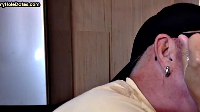 Cum greedy gloryhole DILF sucks in homemade closeup