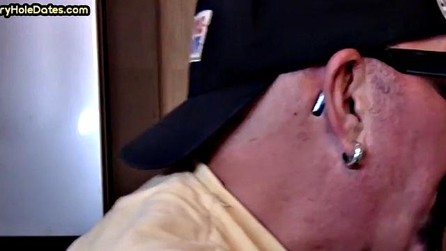 Cum greedy gloryhole DILF sucks in homemade closeup