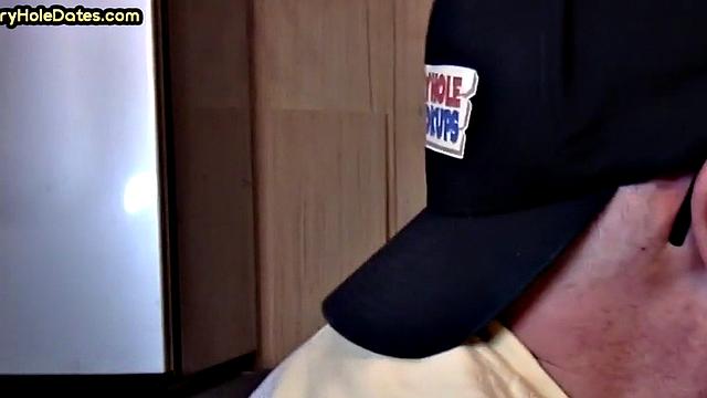 Cum greedy gloryhole DILF sucks in homemade closeup