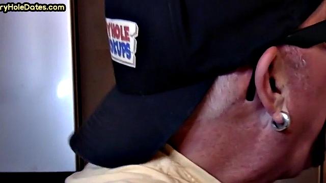 Cum greedy gloryhole DILF sucks in homemade closeup