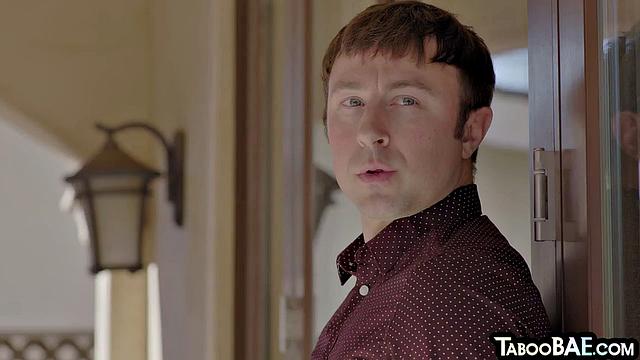 Inked cutie banged by lucky dude