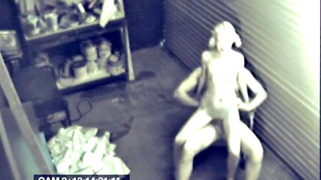 Horny gets licked and fucked