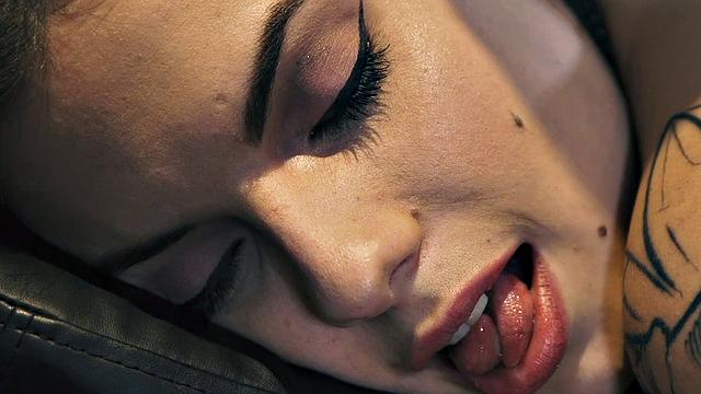 My Wife's Massage Episode 1