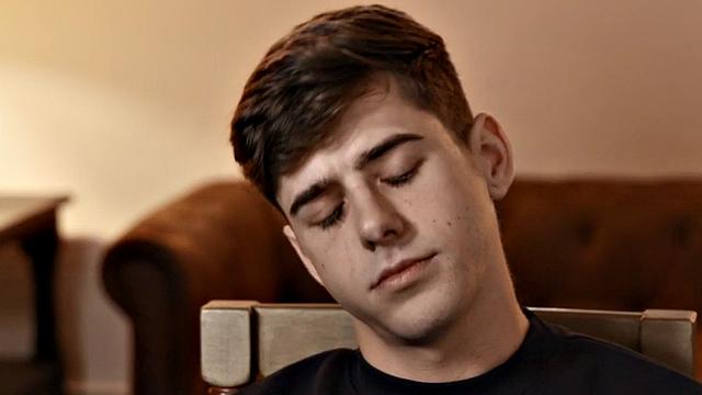 Royal jock fucks skinny twink in asshole after BJ