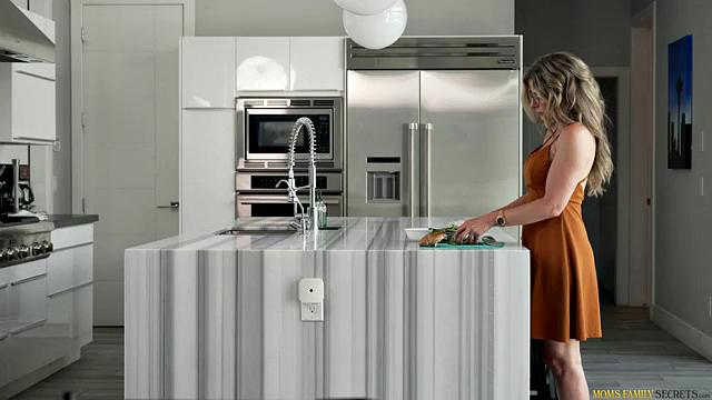 Free Use Stepmommy - Season 1, Episode 7