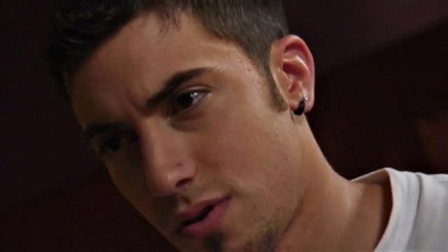 Латиносы собрались на оргию, мышцы напряглись - жопы расслабились