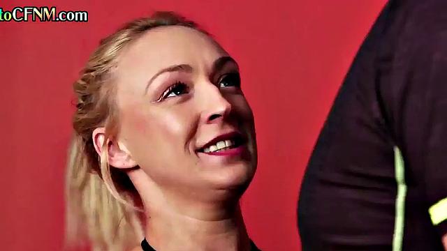 CFNM cheerleaders give lockerroom BJ till cum in mouth