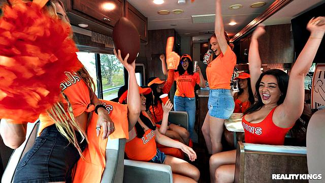 Traveling Fan Fest
