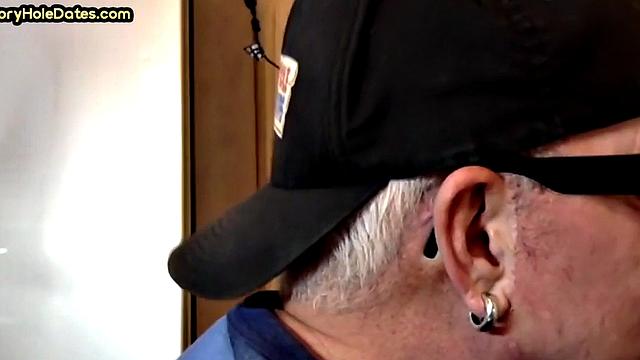 Gloryhole DILF barebacked at home after BJ in closeup
