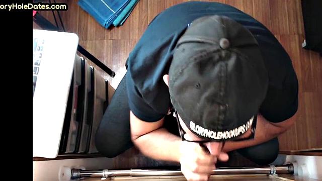 Gloryhole DILF Takes and Sucks Cock in Homemade Video