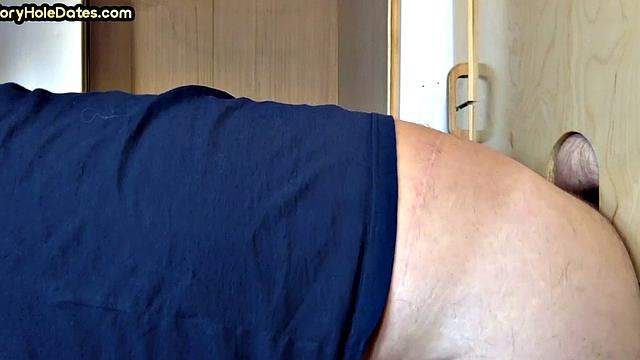Gloryhole DILF Takes and Sucks Cock in Homemade Video