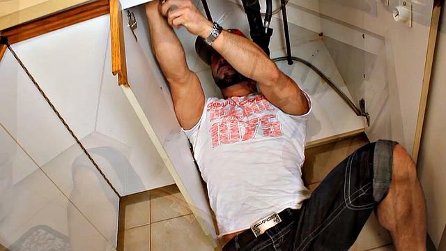 Bad Boy Manuel DeBoxer Worshipped - Maskurbate