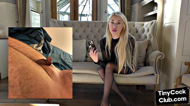 Solo babe talks dirty in SPH video