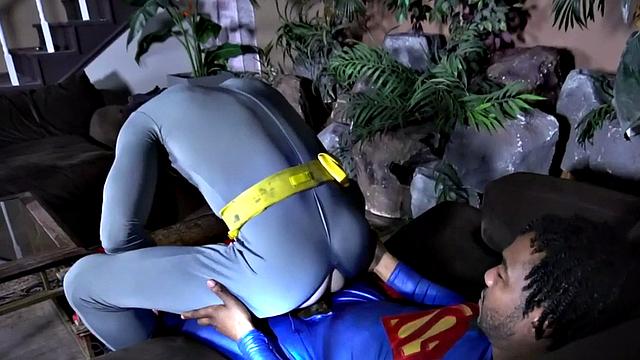 Gay IR cosplay couple enjoys anal sex on the couch