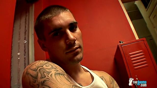 Evan Heinze: A Naughty Guy With Bare Feet