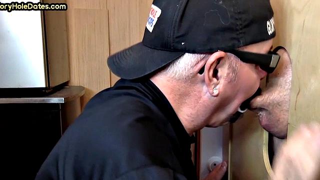 Gloryhole cum in mouth DILF sucks rod in homemade oral