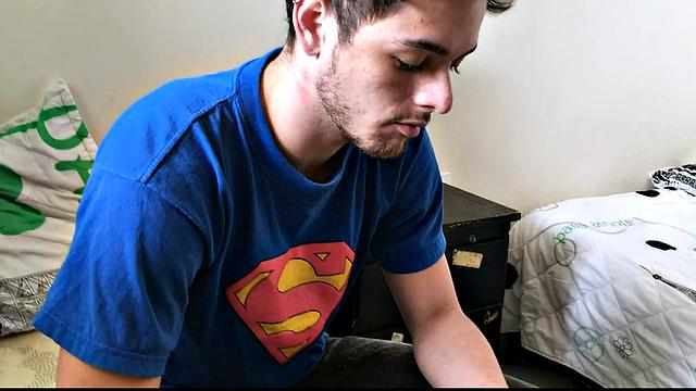 камилло мечтает о селфи, а получил минет от латинского дружка