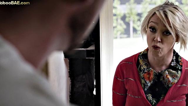 Analfucked babe joins couple in threesome