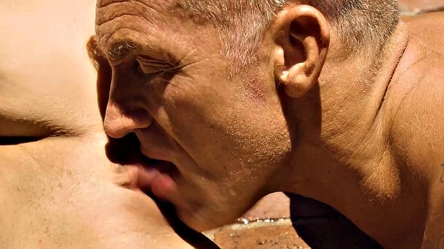 DADDY4K. Sexy nymph and BF daddy have affair under the sun