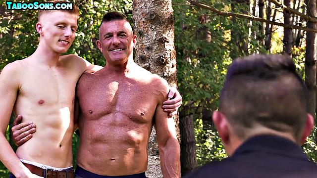 Naughty twink analfucked by zaddy