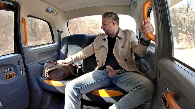 Pussylick taxi babe rides and deepthroats client cock