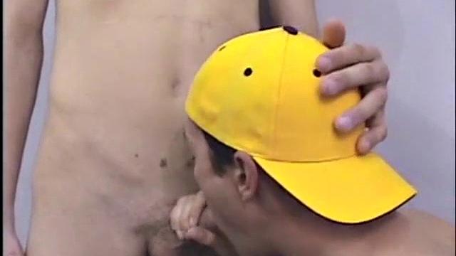 Two straight friends suck cock together